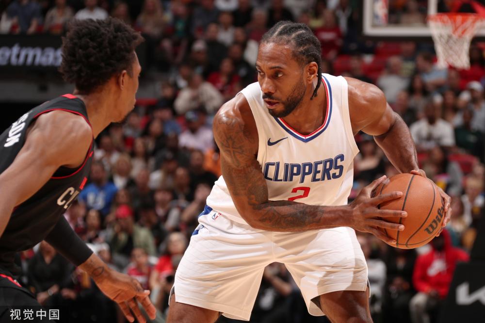 巴萨的三冠王野望VS财务深渊：拉波尔塔的杠杆游戏.